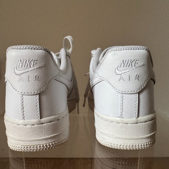 Nike Air Force 1 '07 Low White DD8959-100 Size 6 | Classic Streetwear Sneaker - Picture 6 of 16